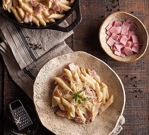 penne rigati en salsa alfredo